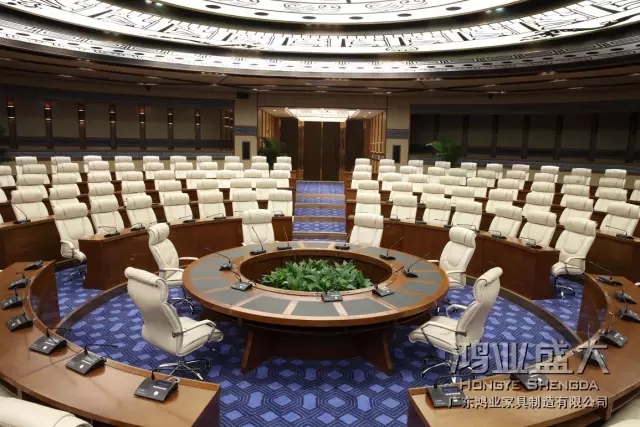 表面還采用優(yōu)質(zhì)天然環(huán)保油漆，無污染、無異味