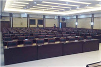 東莞某機(jī)關(guān)單位會議室辦公家具安裝完畢，條桌會議椅即將投入使用！
